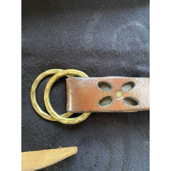 Vintage 60’s/70’s Leather Belt With Double Solid Brass Buckle. Daisy Cutout. OS. - Picture 14 of 15